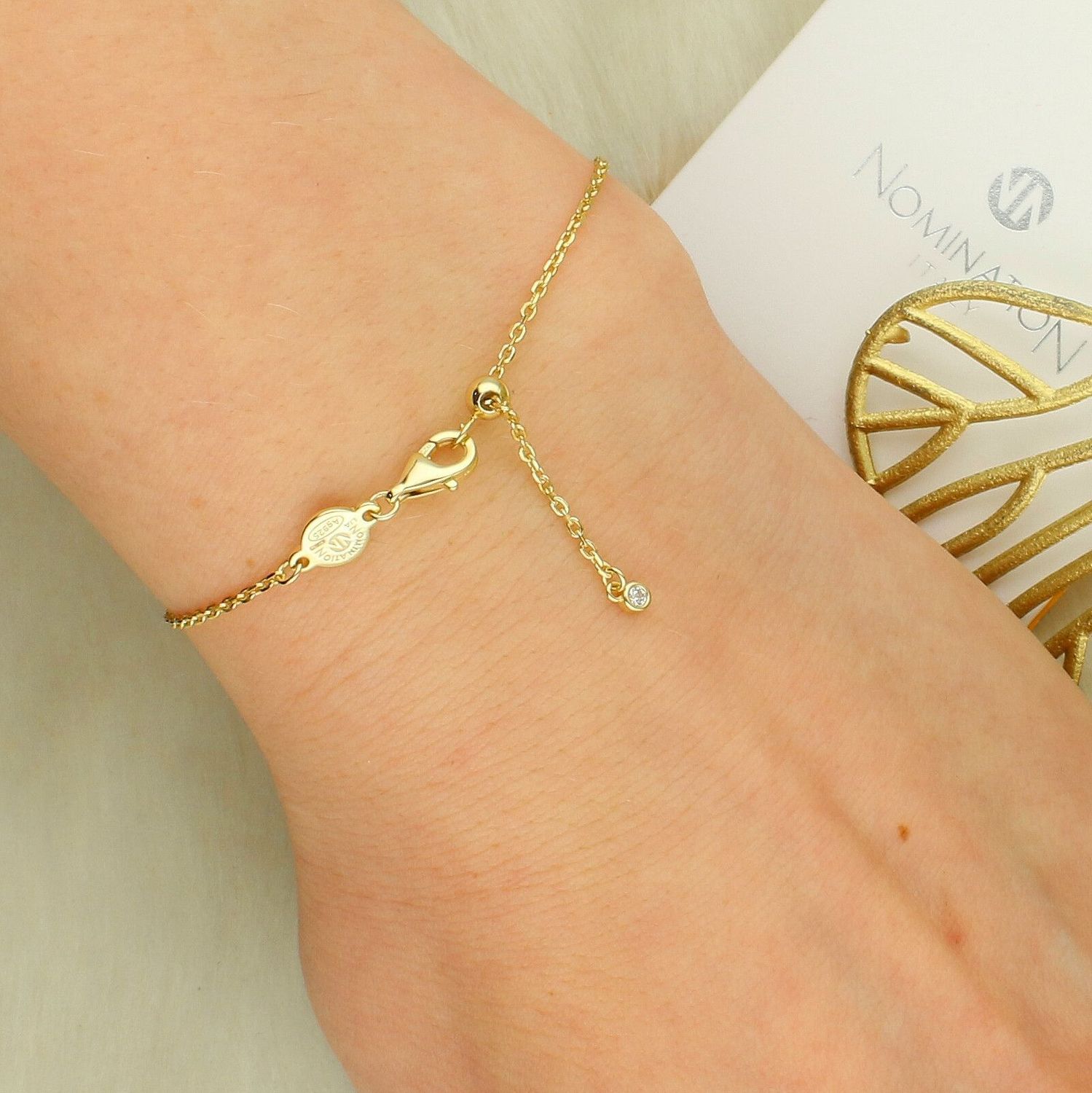 Bransoletka Nomination  LifePoetry z zakrzywioną czterolistną koniczynąsds.jpg